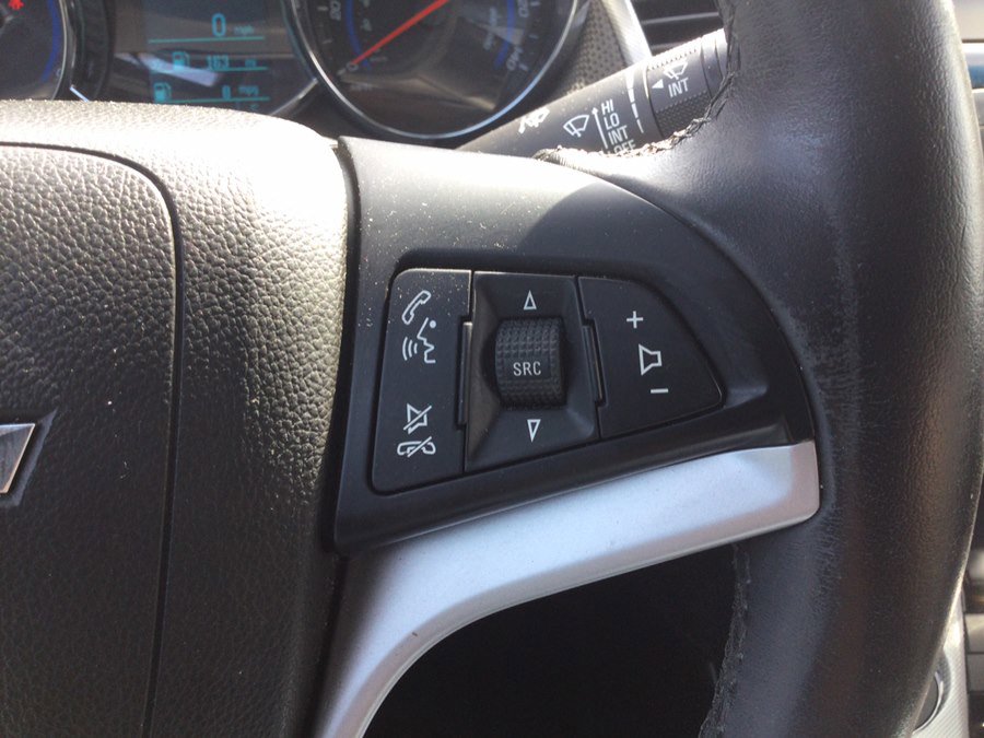 Used 2015 Chevrolet Cruze LTZ w/ Sun, Sound and Sport Package image 27