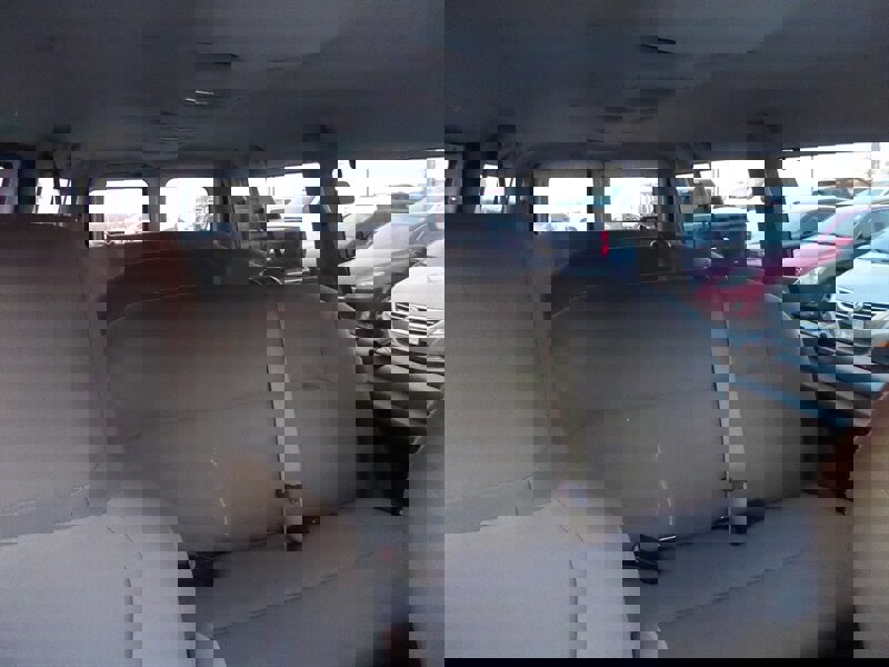 Used 2009 Ford E-350 and Econoline 350 XL image 25