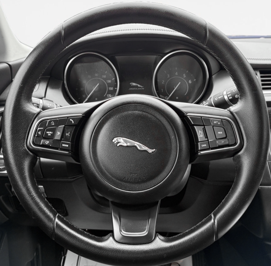 Used 2019 Jaguar E-PACE SE AWD/4WD image 18
