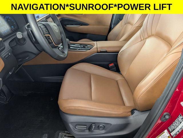 Used 2025 Toyota Crown Signia w/ Advanced Technology Package AWD/4WD image 14