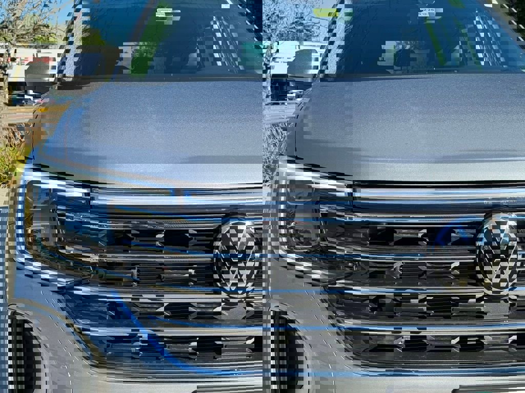 New 2026 Volkswagen Atlas SE image 3