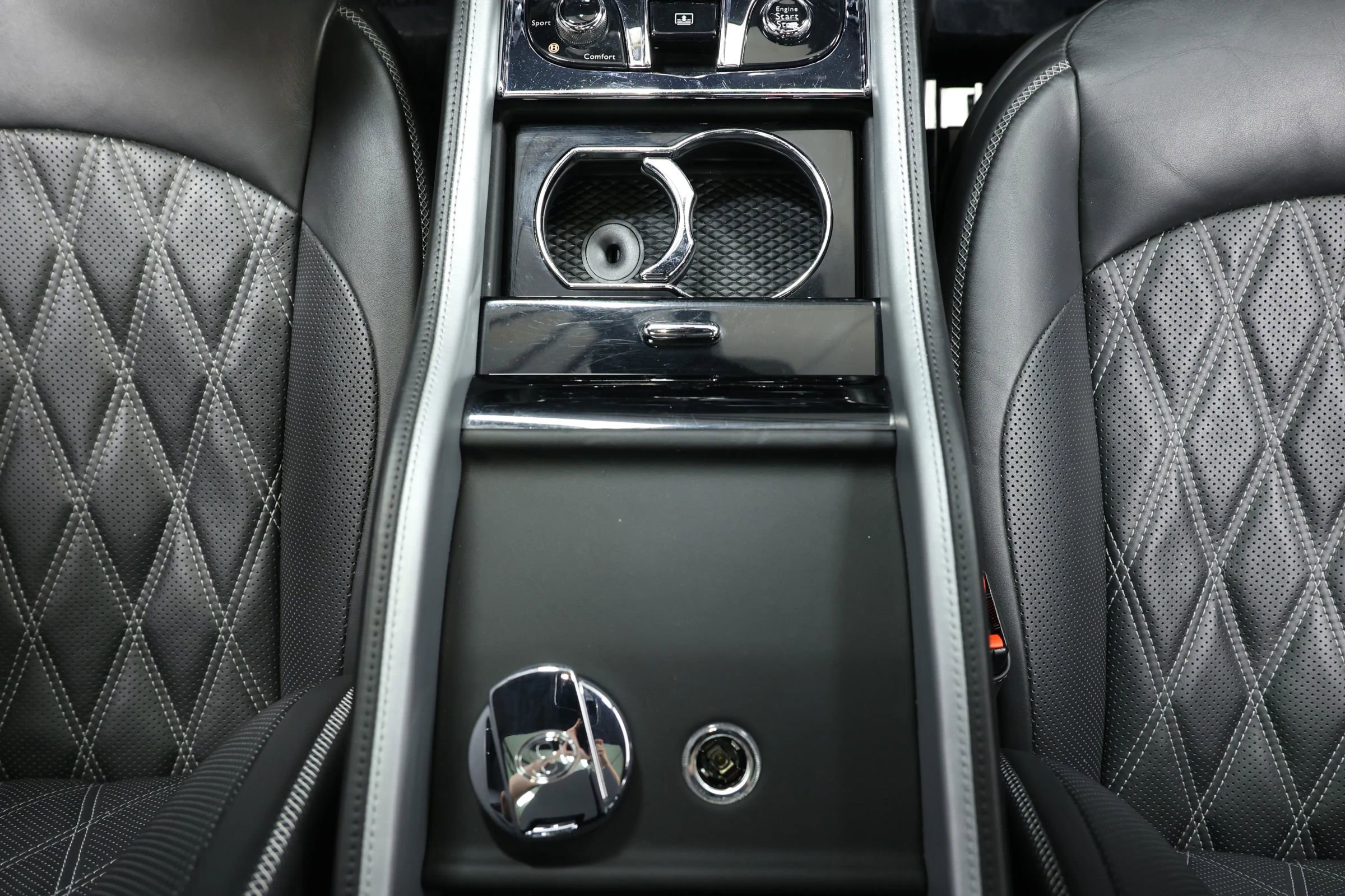 Used 2018 Bentley Mulsanne image 54
