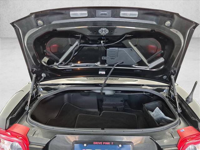 Used 2013 MAZDA MX-5 Miata Grand Touring RWD image 6