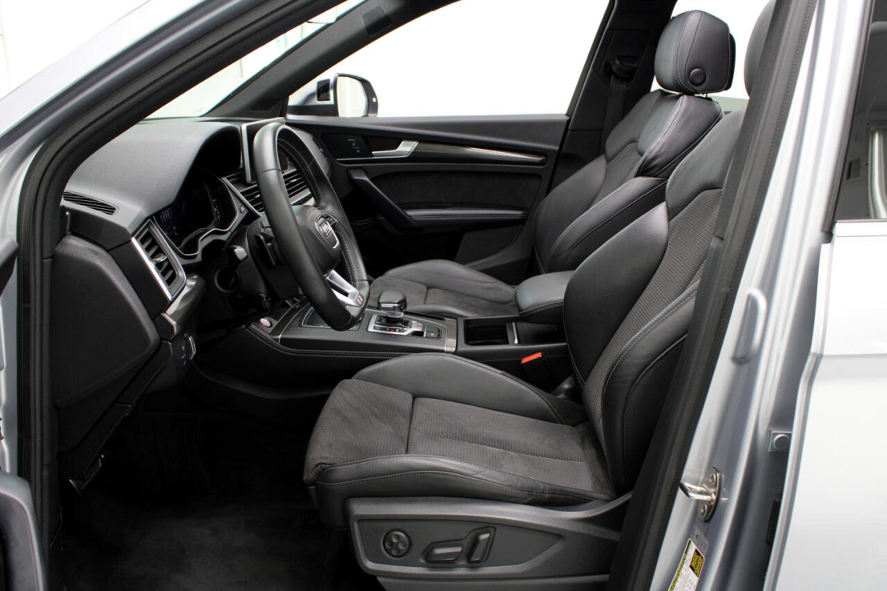 Used 2020 Audi SQ5 Premium Plus w/ Premium Plus Package image 33