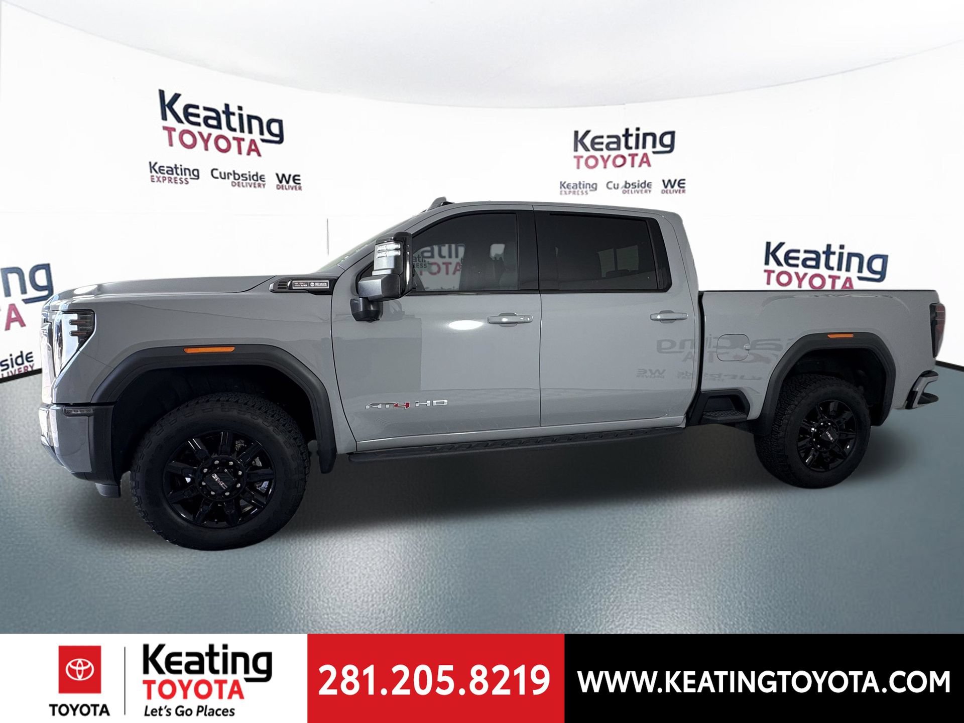 Used 2025 GMC Sierra 2500 AT4 w/ AT4 Preferred Package AWD/4WD image 8