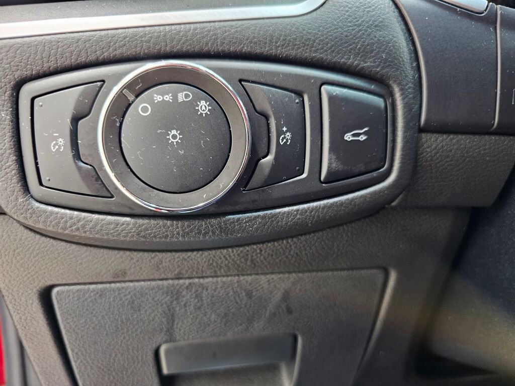 Used 2017 Ford Edge Titanium w/ Equipment Group 302A AWD/4WD image 27