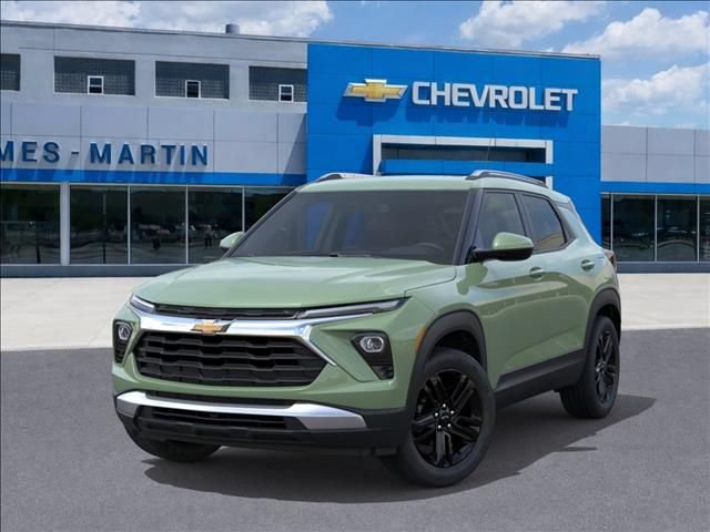 New 2026 Chevrolet TrailBlazer LT w/ Midnight Edition FWD image 6