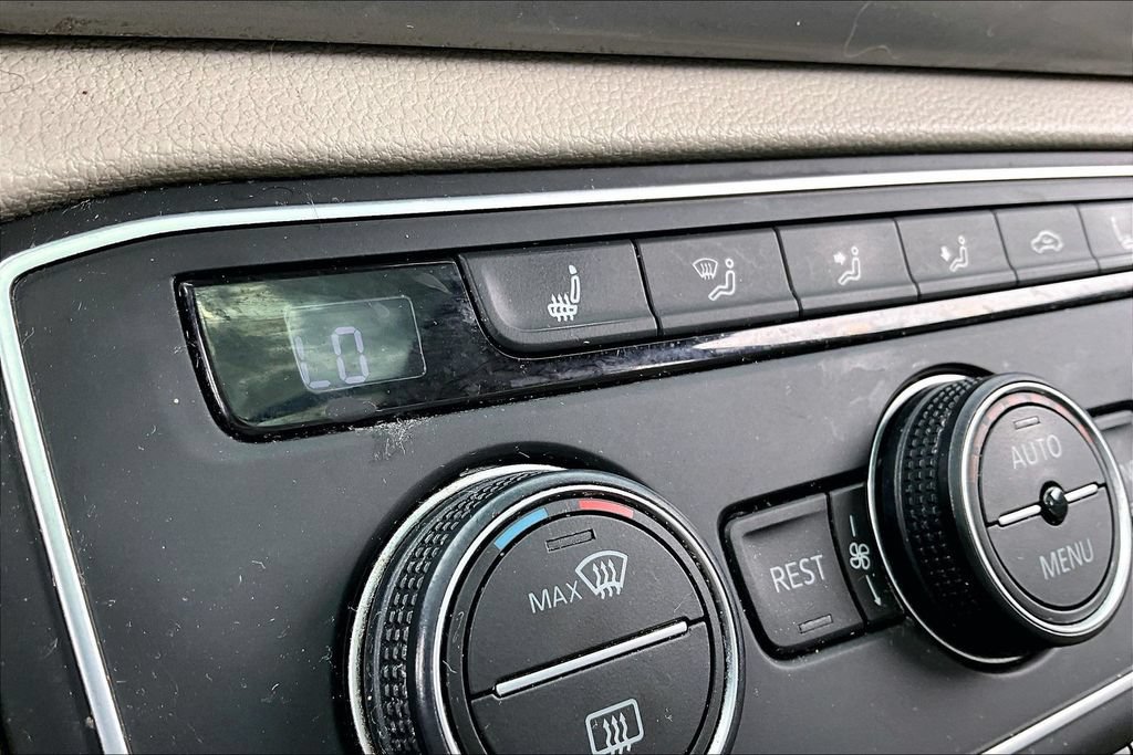 Used 2019 Volkswagen Atlas SE AWD/4WD image 24