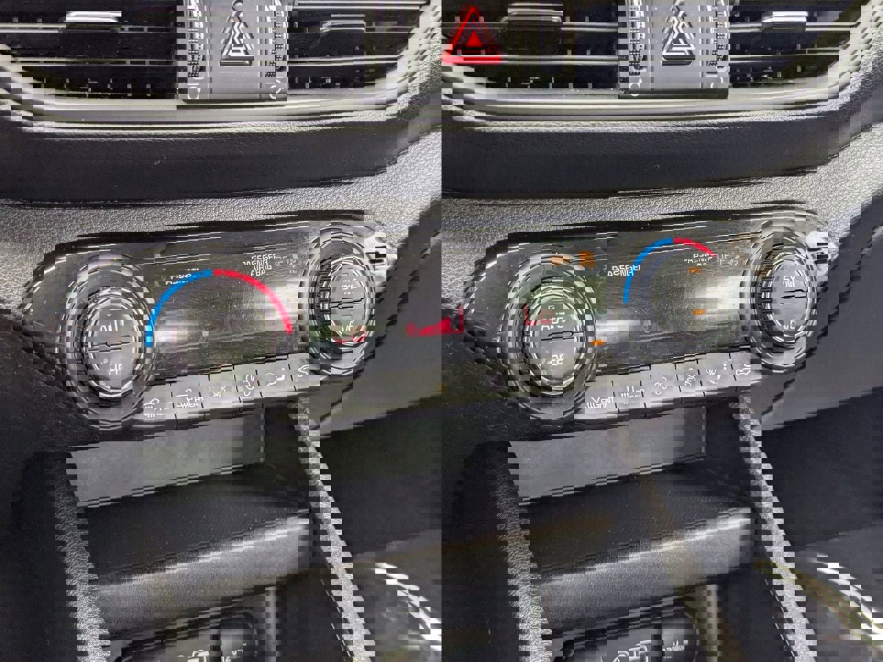 Used 2019 Kia Forte LXS image 25