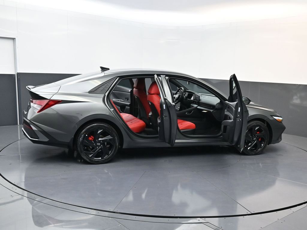 New 2026 Hyundai Elantra Sport image 32