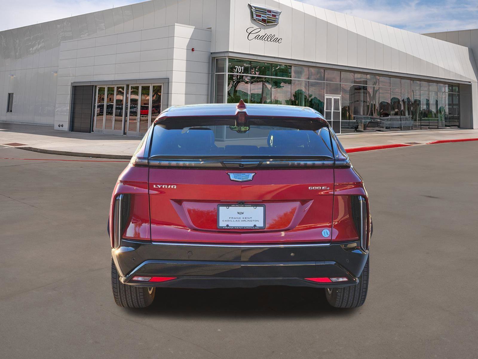 New 2025 Cadillac Lyriq Luxury w/ LPO, Floor Liner Package AWD/4WD image 5
