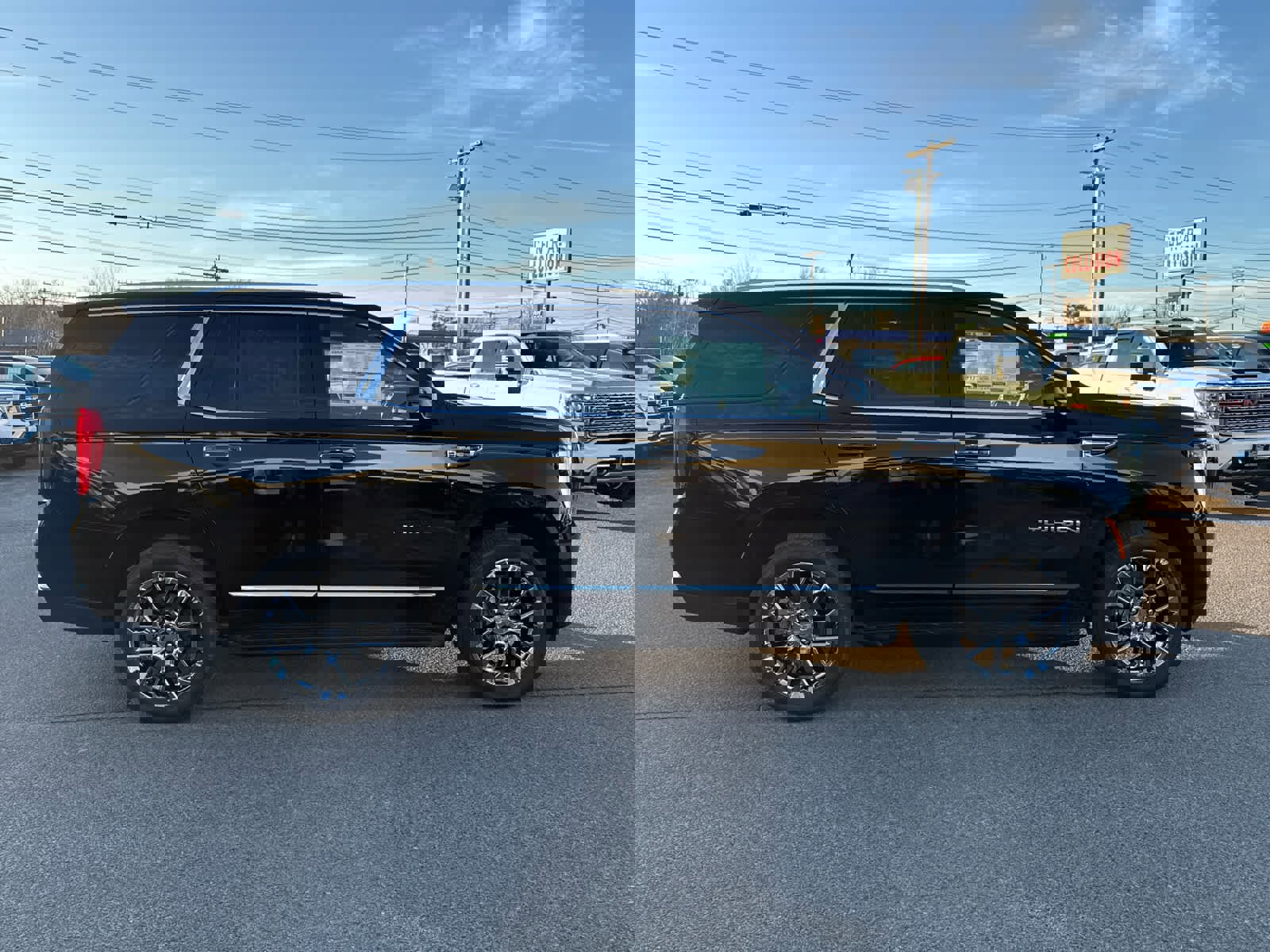 New 2026 GMC Yukon Elevation image 6