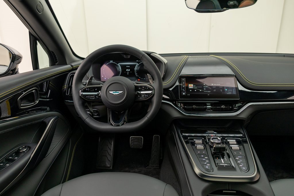 New 2025 Aston Martin DBX 707 image 23