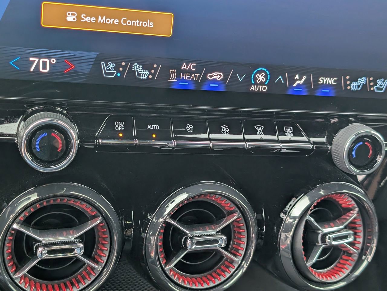 Used 2024 Chevrolet Blazer EV RS AWD/4WD image 17