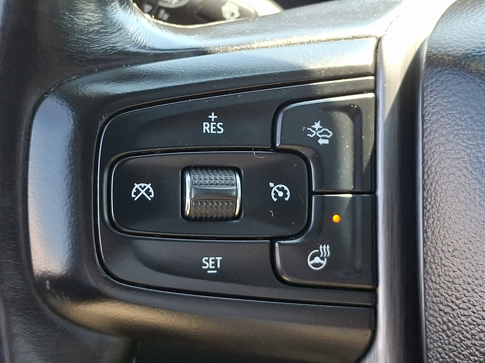 Used 2020 GMC Sierra 2500 Denali w/ Denali Ultimate Package AWD/4WD image 23