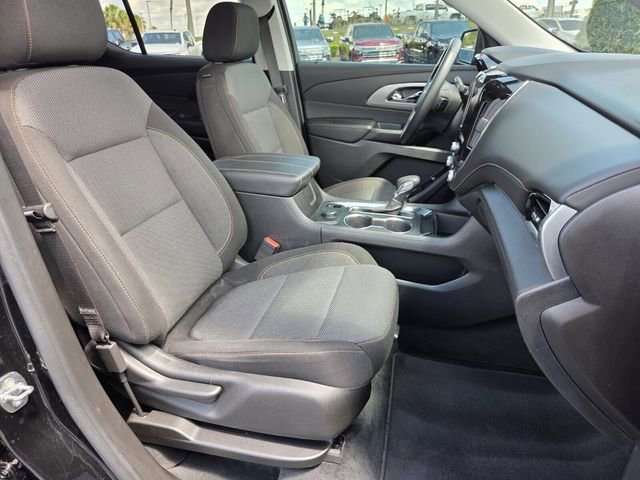 Certified 2021 Chevrolet Traverse LT FWD image 21