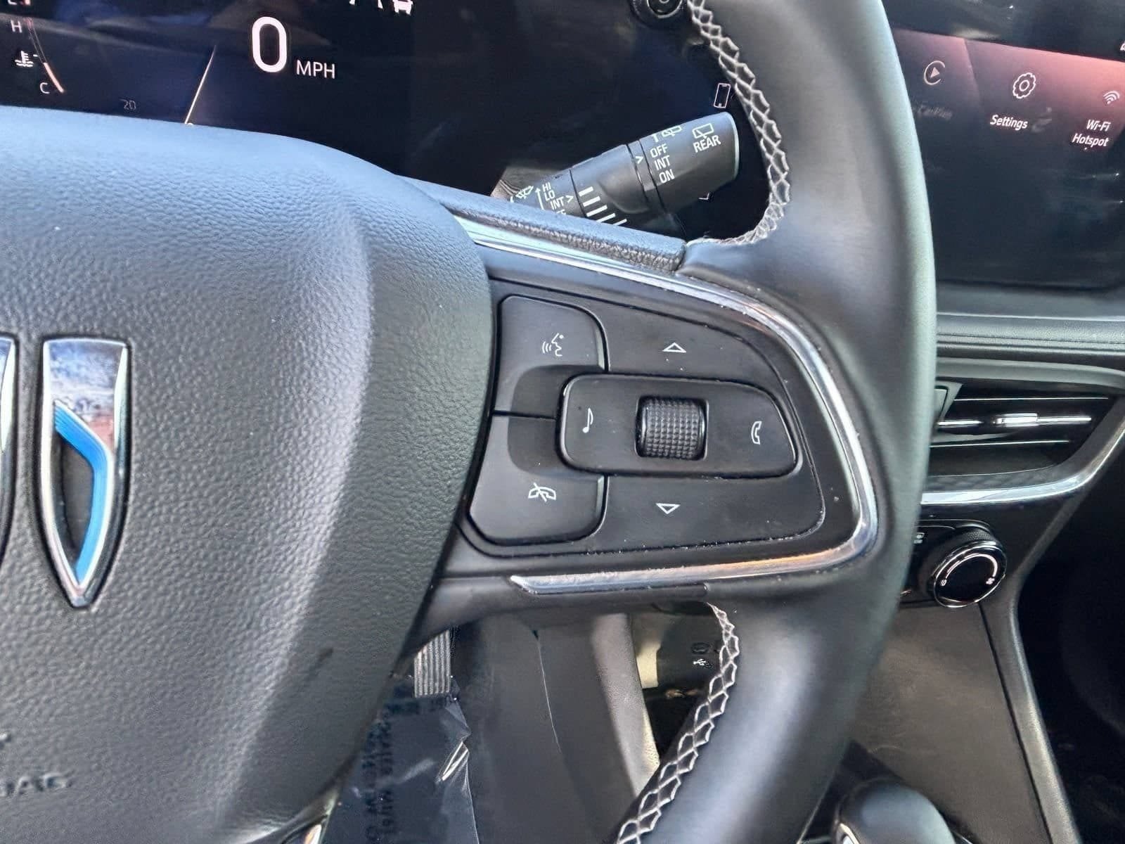 Used 2025 Buick Encore GX Preferred FWD image 25