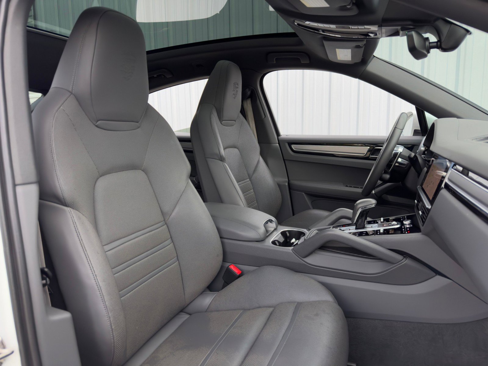 Used 2023 Porsche Cayenne E-Hybrid image 43