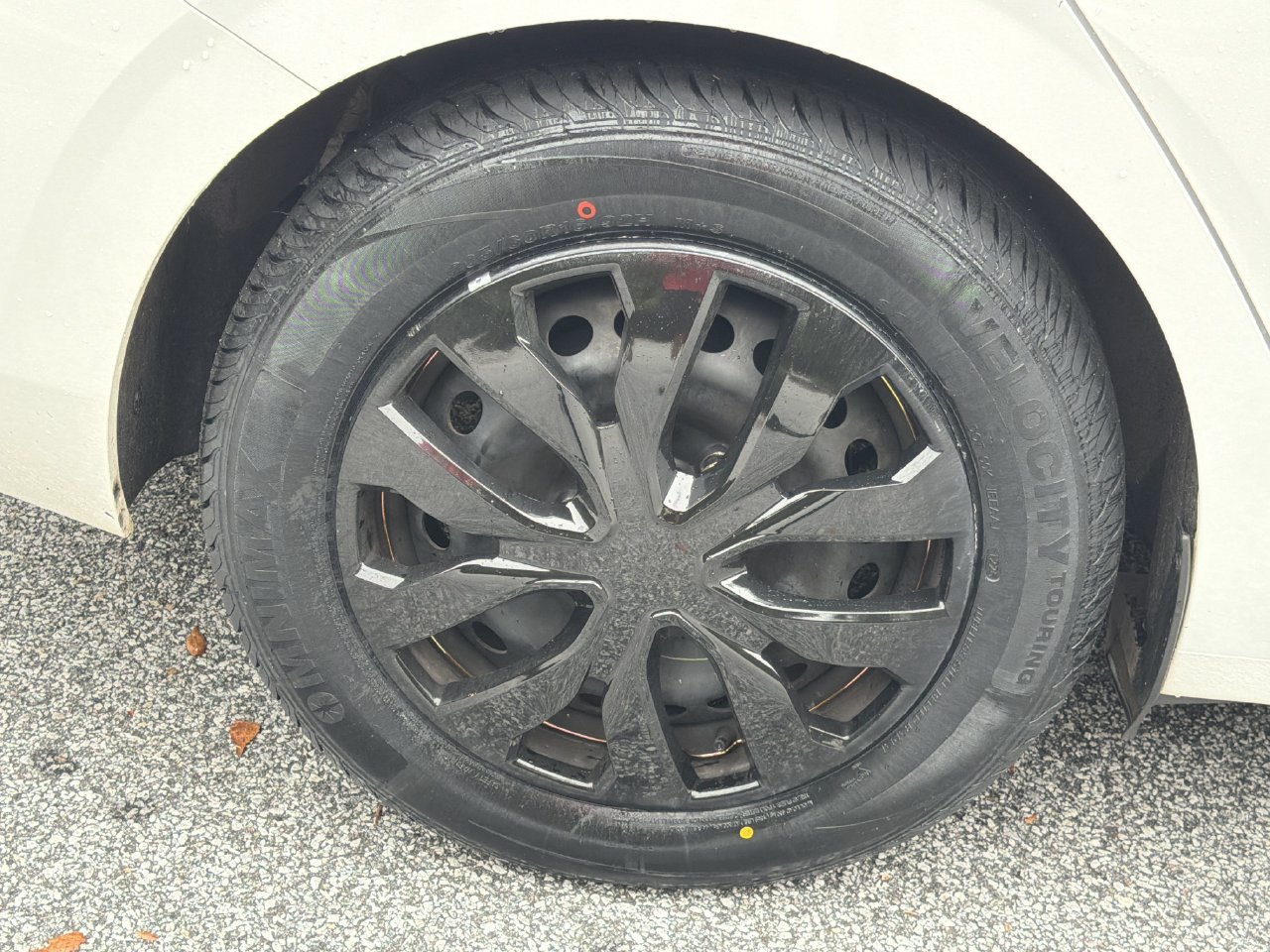 Certified 2025 Nissan Sentra S FWD image 30