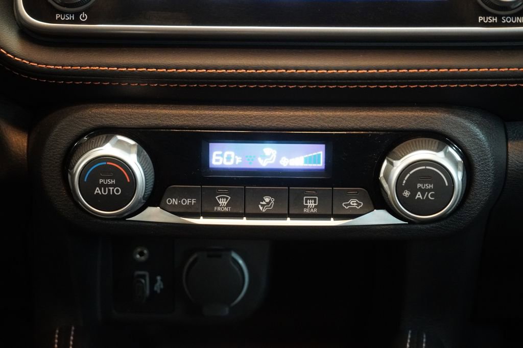Used 2020 Nissan Kicks SR FWD image 20
