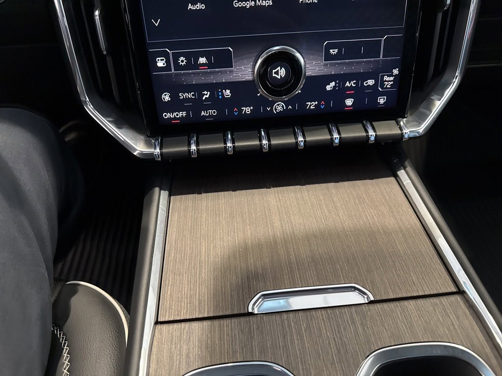 Used 2024 GMC Acadia Denali w/ LPO, Floor Liner Package image 29