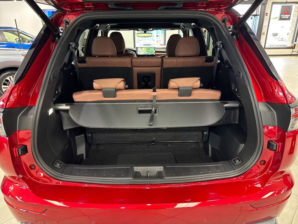 New 2026 Mitsubishi Outlander SEL FWD image 47