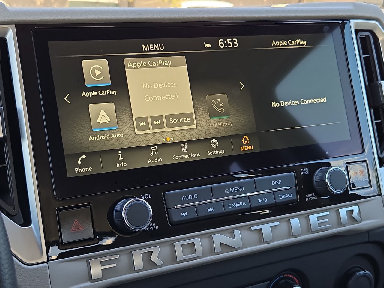 Used 2025 Nissan Frontier SV RWD image 21