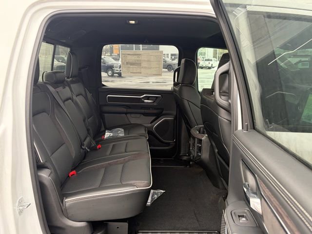 New 2026 RAM 1500 Laramie w/ Sport Appearance Package AWD/4WD image 33