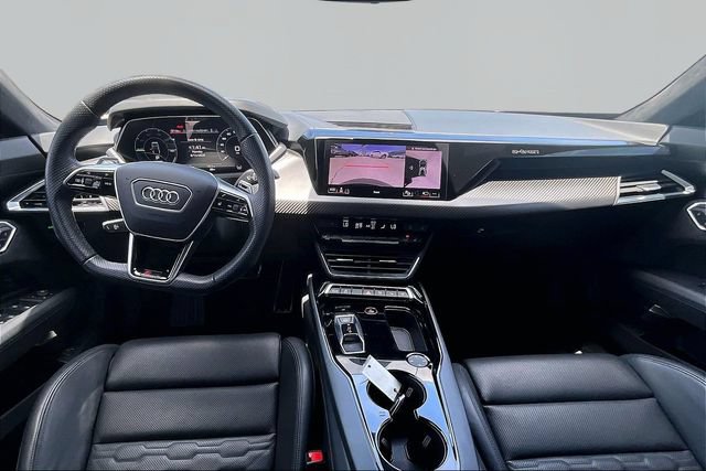 Used 2023 Audi RS e-tron GT w/ Carbon Performance Package AWD/4WD image 15
