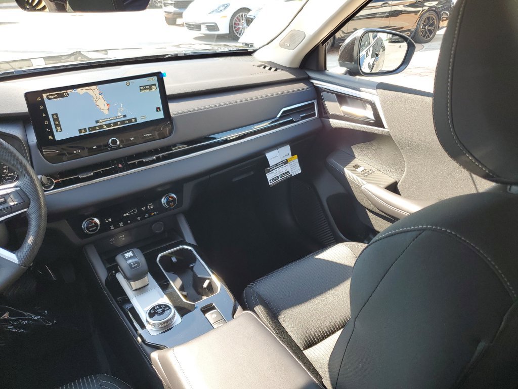 New 2026 Mitsubishi Outlander ES FWD image 16