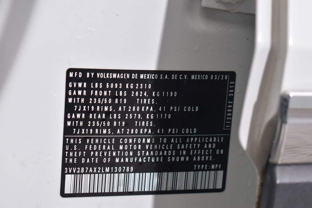 Used 2020 Volkswagen Tiguan SEL AWD/4WD image 14