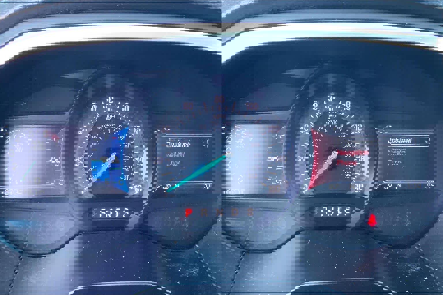 Used 2016 Ford Edge Titanium w/ Equipment Group 302A AWD/4WD image 26