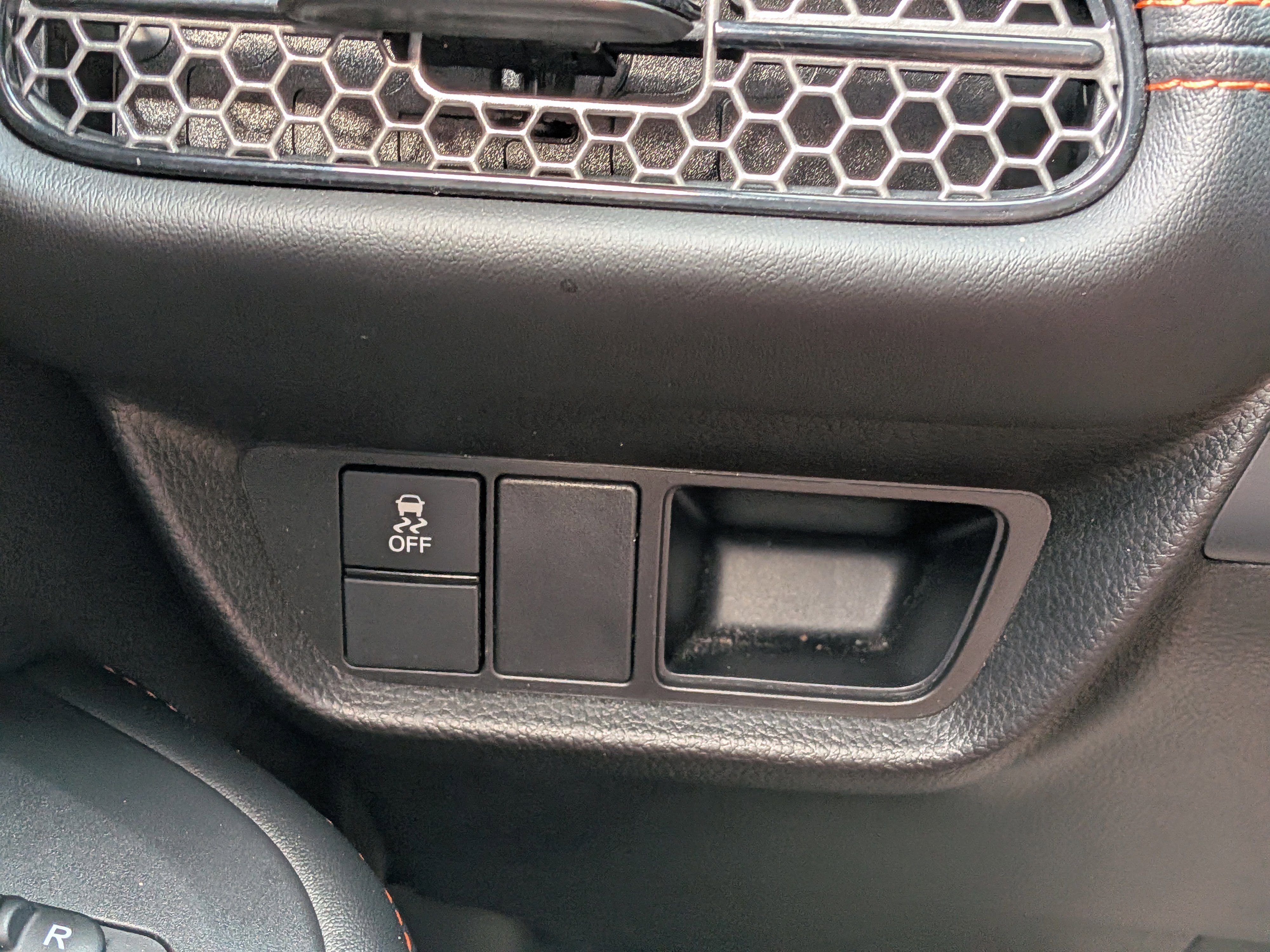 Used 2025 Honda HR-V Sport image 23