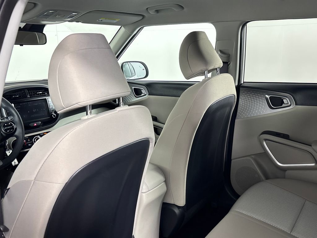 Used 2023 Kia Soul LX w/ Option Group 015 image 27