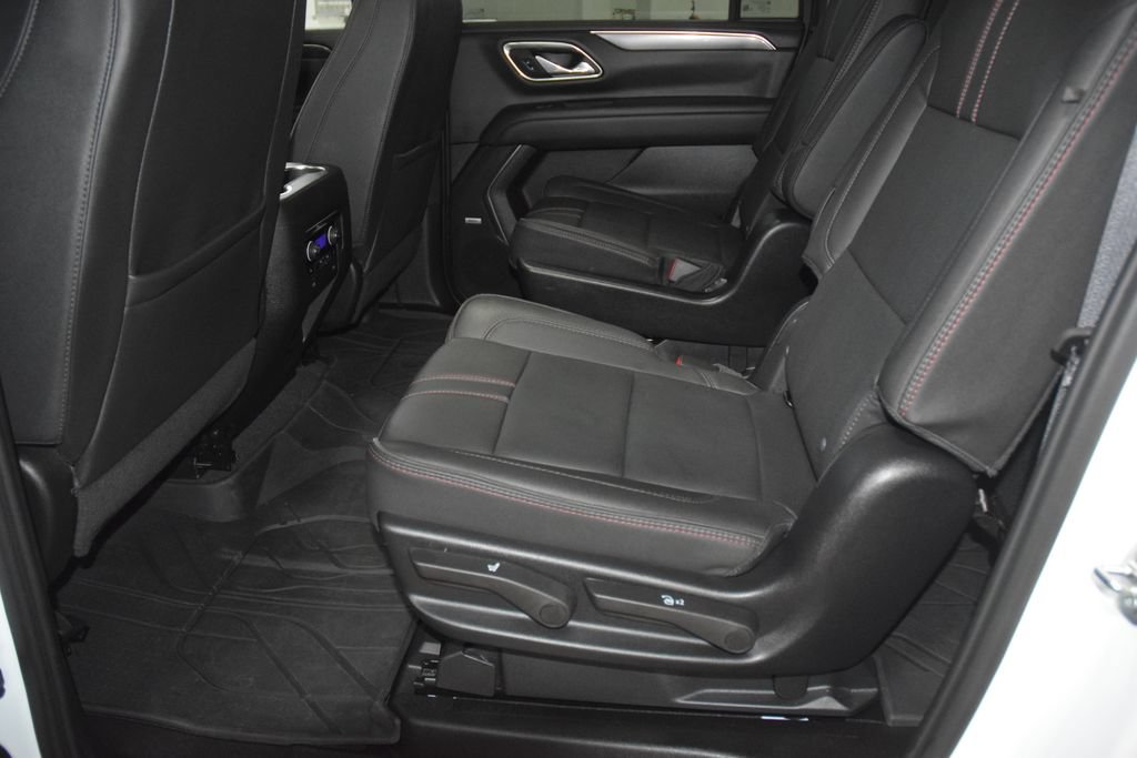 Used 2024 Chevrolet Suburban RST w/ Luxury Package AWD/4WD image 42