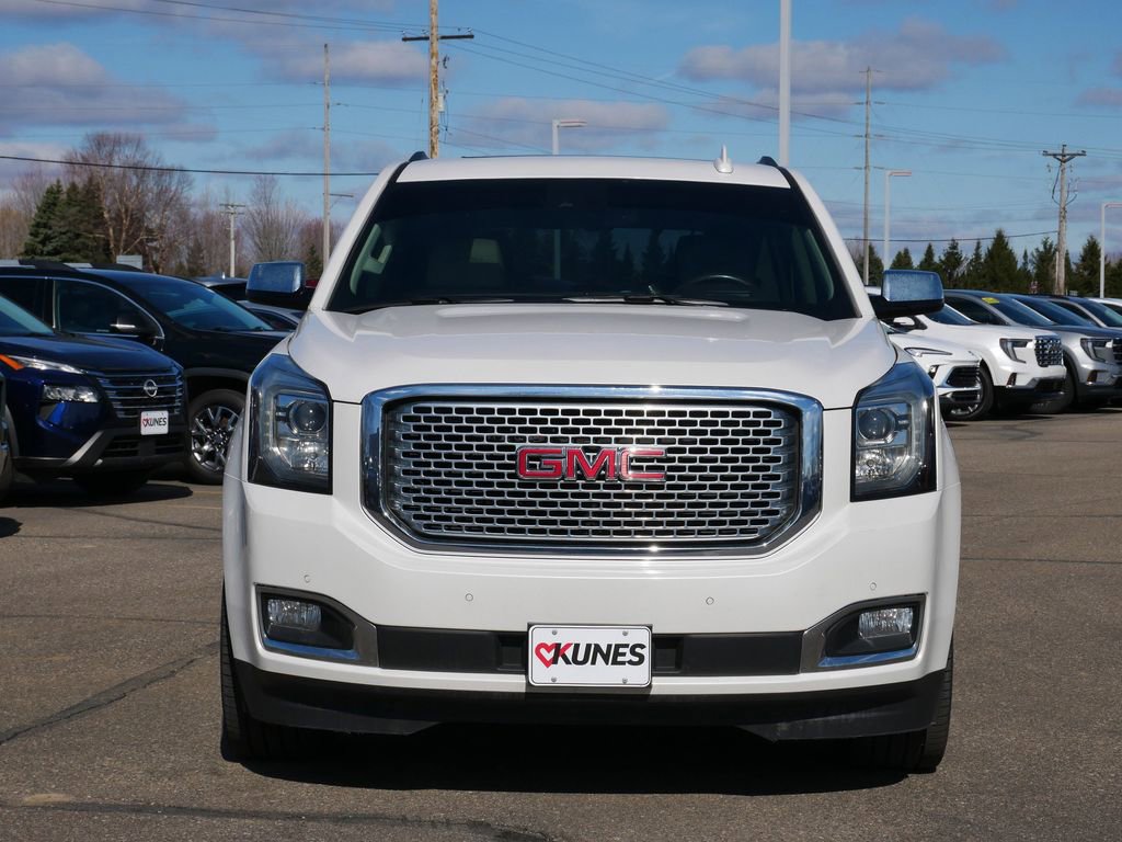 Used 2017 GMC Yukon Denali w/ Open Road Package image 2