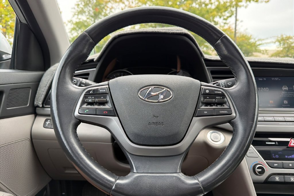 Used 2018 Hyundai Elantra Value Edition FWD image 19