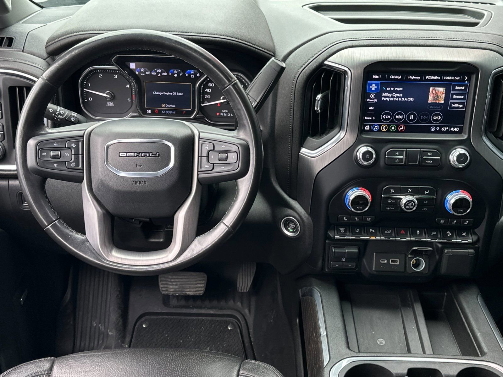 Used 2022 GMC Sierra 3500 Denali w/ Denali Black Diamond Edition AWD/4WD image 13