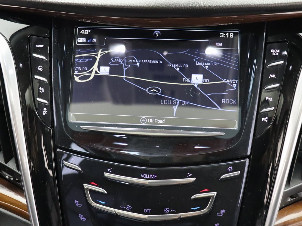 Used 2020 Cadillac Escalade ESV Premium Luxury image 29