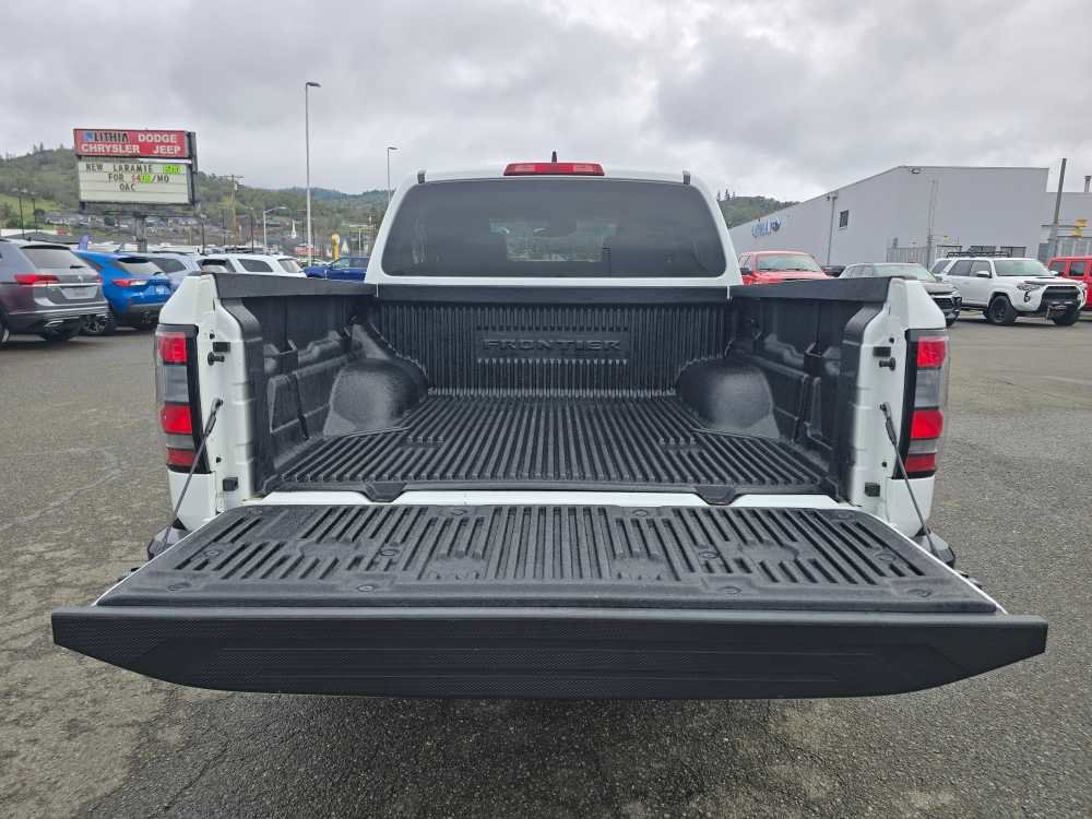 Used 2023 Nissan Frontier S w/ Tow Package image 19