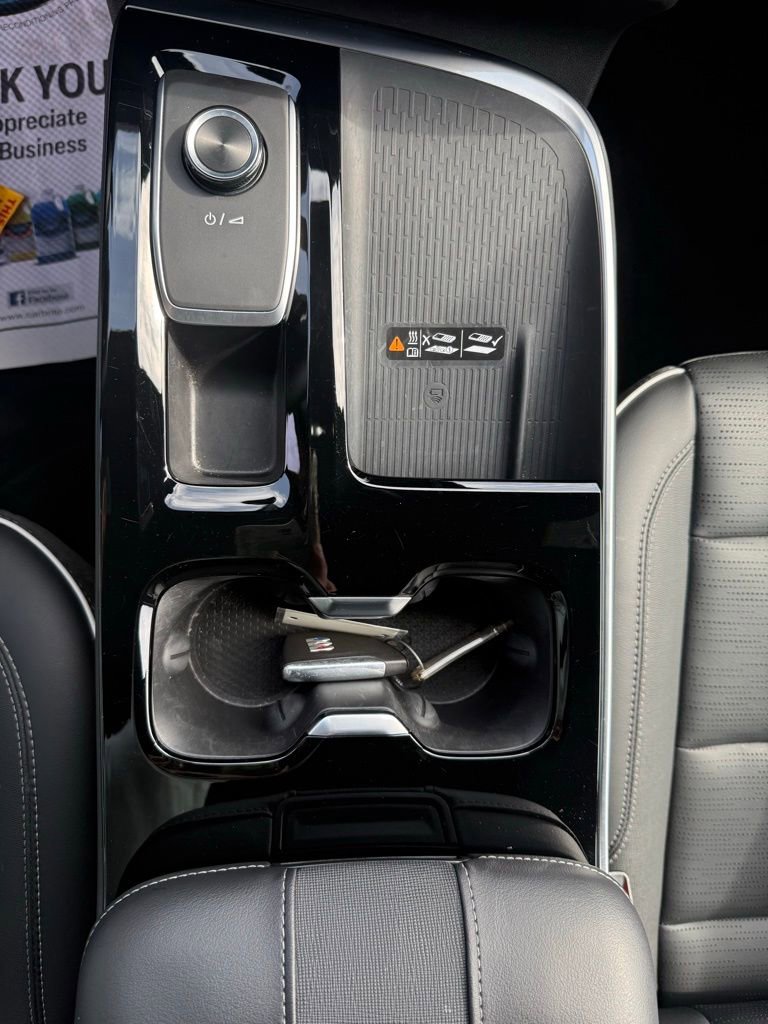 Used 2025 Buick Enclave Sport Touring image 39