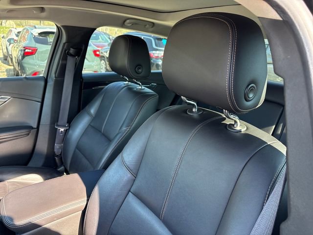 Used 2017 Chevrolet Impala LT image 9