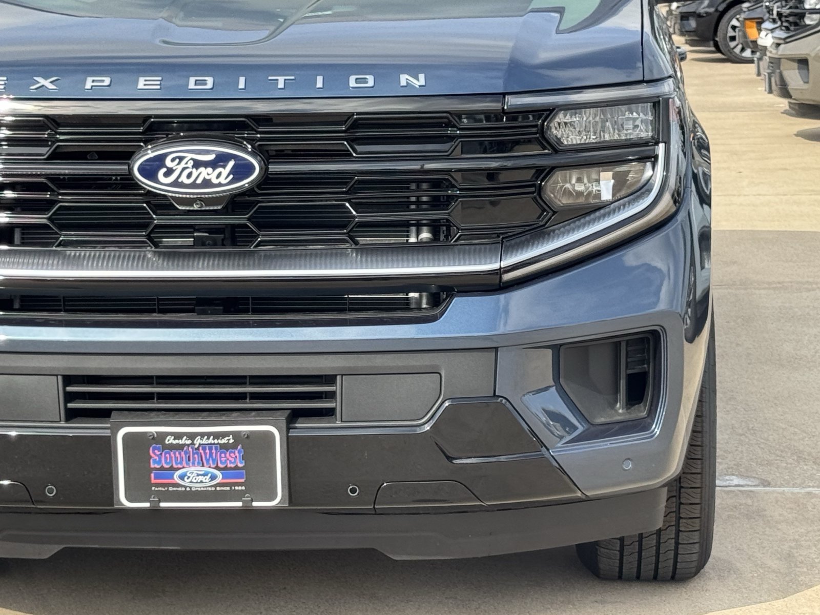New 2027 Ford Expedition Max Platinum w/ Driver's Package AWD/4WD image 9
