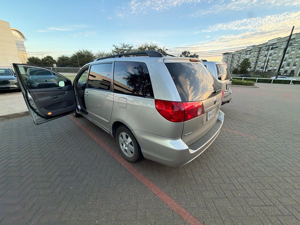 Used 2006 Toyota Sienna CE FWD image 10