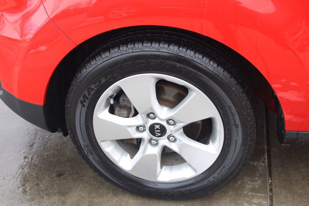 Used 2019 Kia Soul image 11