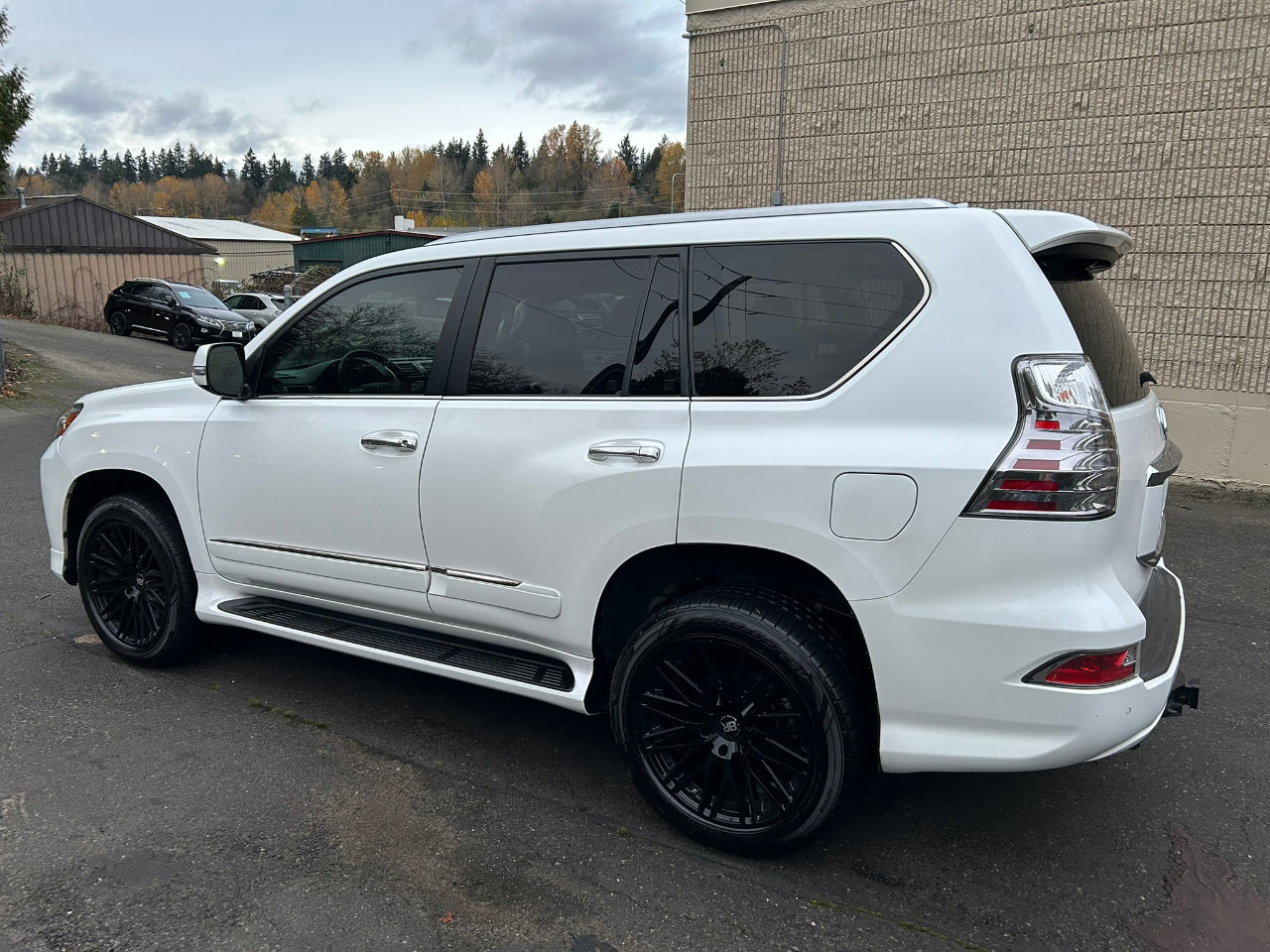 Used 2014 Lexus GX 460 Luxury image 7