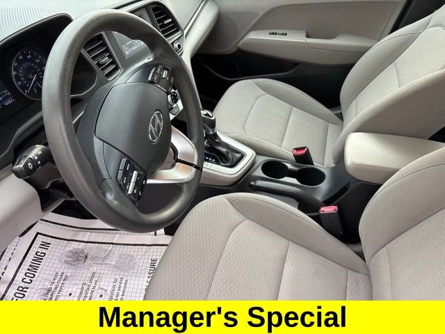 Used 2019 Hyundai Elantra SE image 11