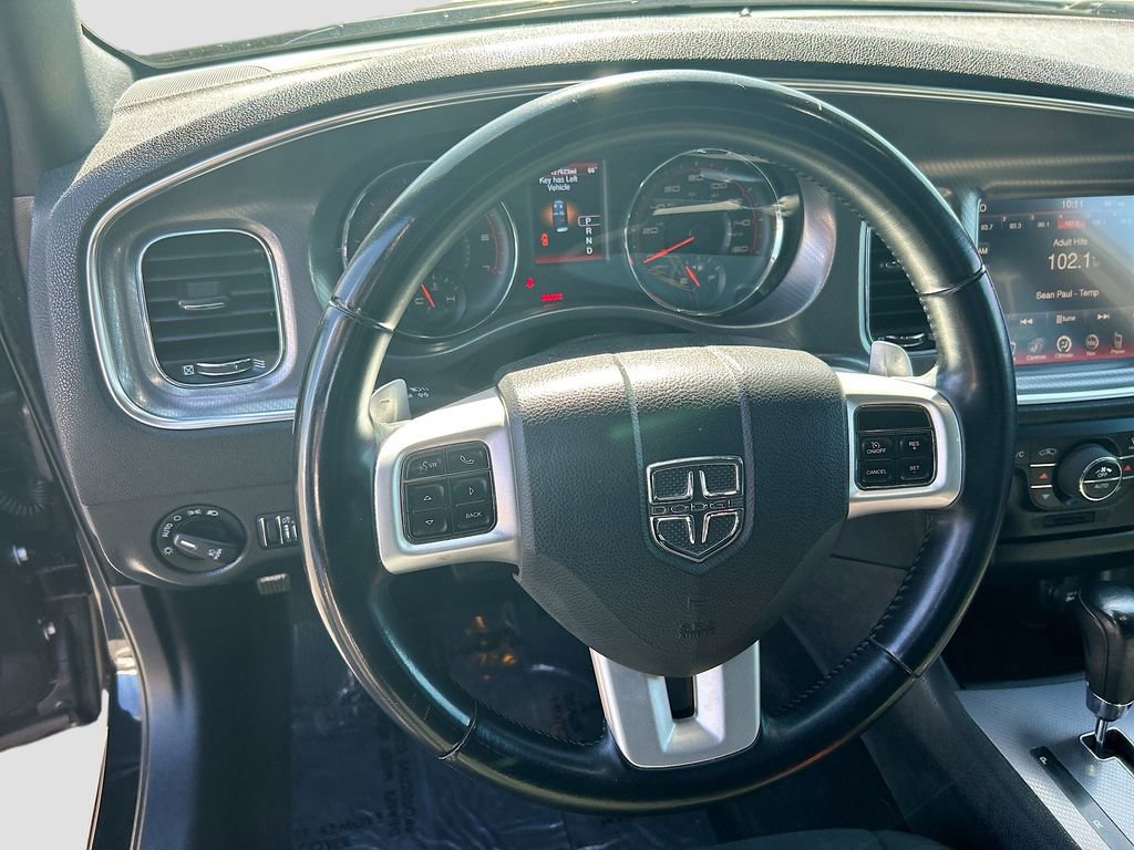 Used 2014 Dodge Charger R/T w/ Blacktop Package RWD image 11