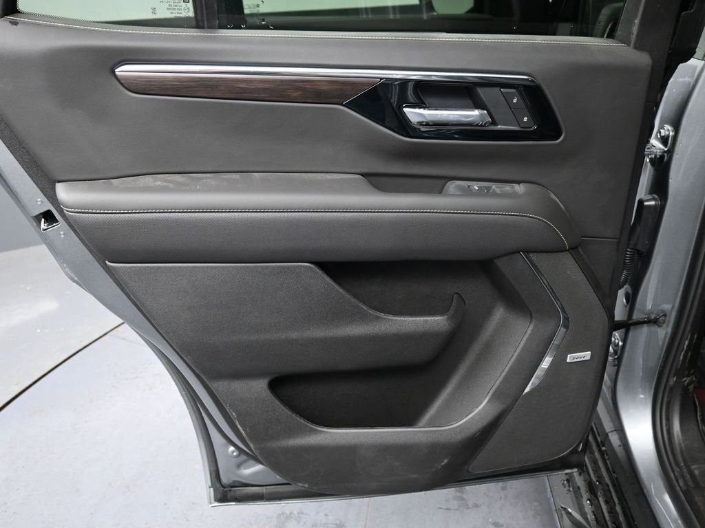 New 2026 Chevrolet Tahoe Premier AWD/4WD image 19