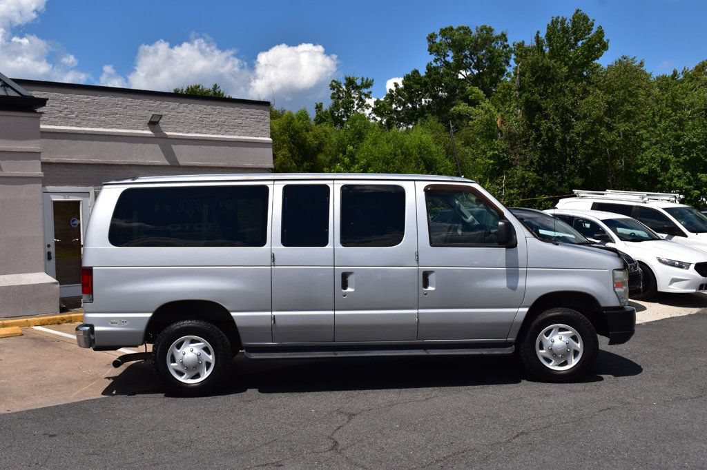 Used 2012 Ford E-350 and Econoline 350 XLT RWD image 3